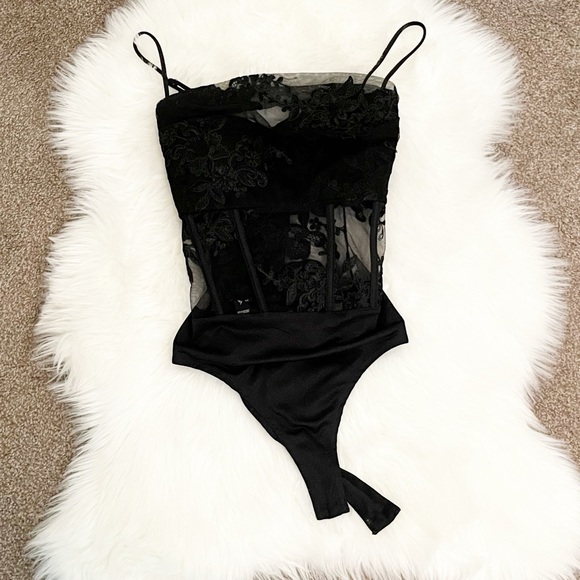 Windsor In Love With Lace Mesh Bodysuit Black M - Picture 2 of 8